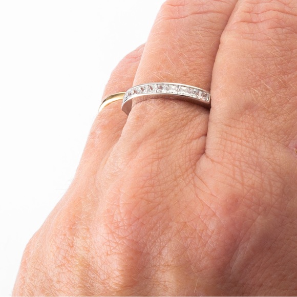 Minimalist luxury simulated diamond 1 CTW 14KT white gold band ring Absolute 8 - Picture 15 of 16